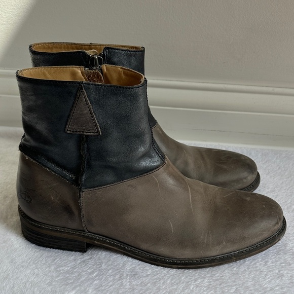 John Fluevog Holden Brown Leather Rustic Distressed Boots Side Zip Mens Size 11 - Picture 1 of 13